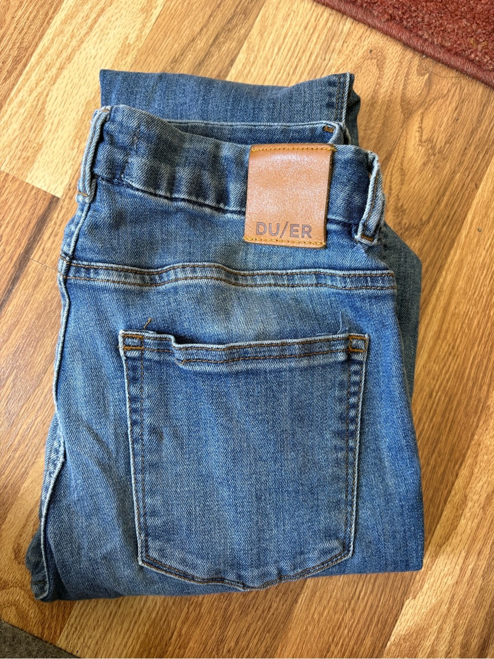 DU/ER Women’s Skinny Jeans in Medium Blue Denim